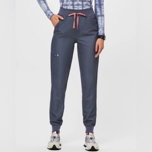 Zamora Jogger Scrub Pants || Heather Denim || Figs